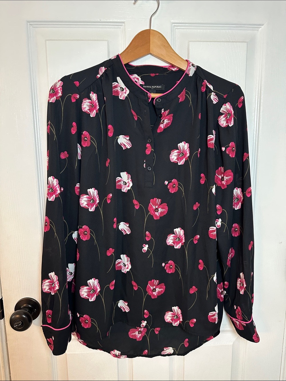 Banana Republic Black Floral Henley Blouse - Fuchsia and White Flowers
